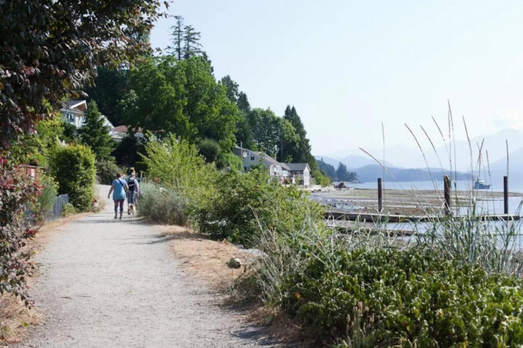 Iconic 3-Story Waterfront 'Marina House' W/ View Βίλα Gibsons Εξωτερικό φωτογραφία