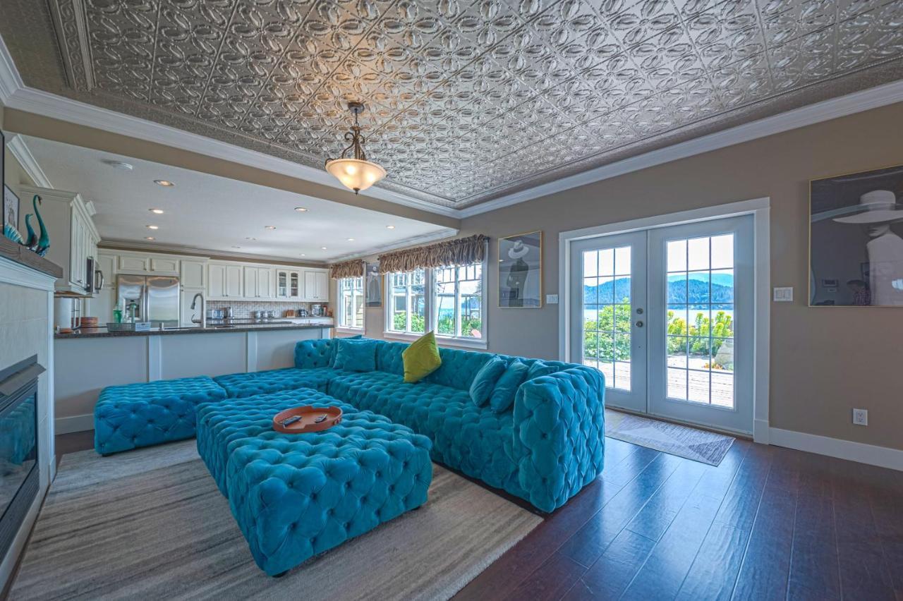 Iconic 3-Story Waterfront 'Marina House' W/ View Βίλα Gibsons Εξωτερικό φωτογραφία