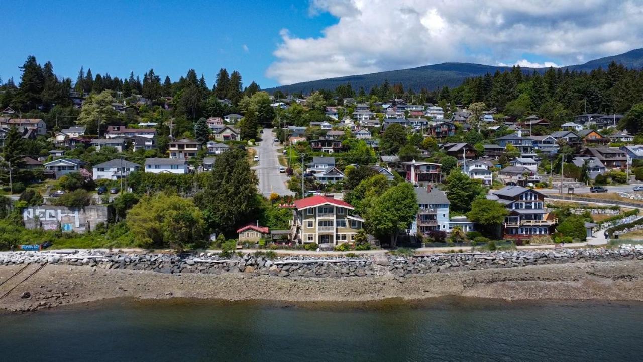 Iconic 3-Story Waterfront 'Marina House' W/ View Βίλα Gibsons Εξωτερικό φωτογραφία