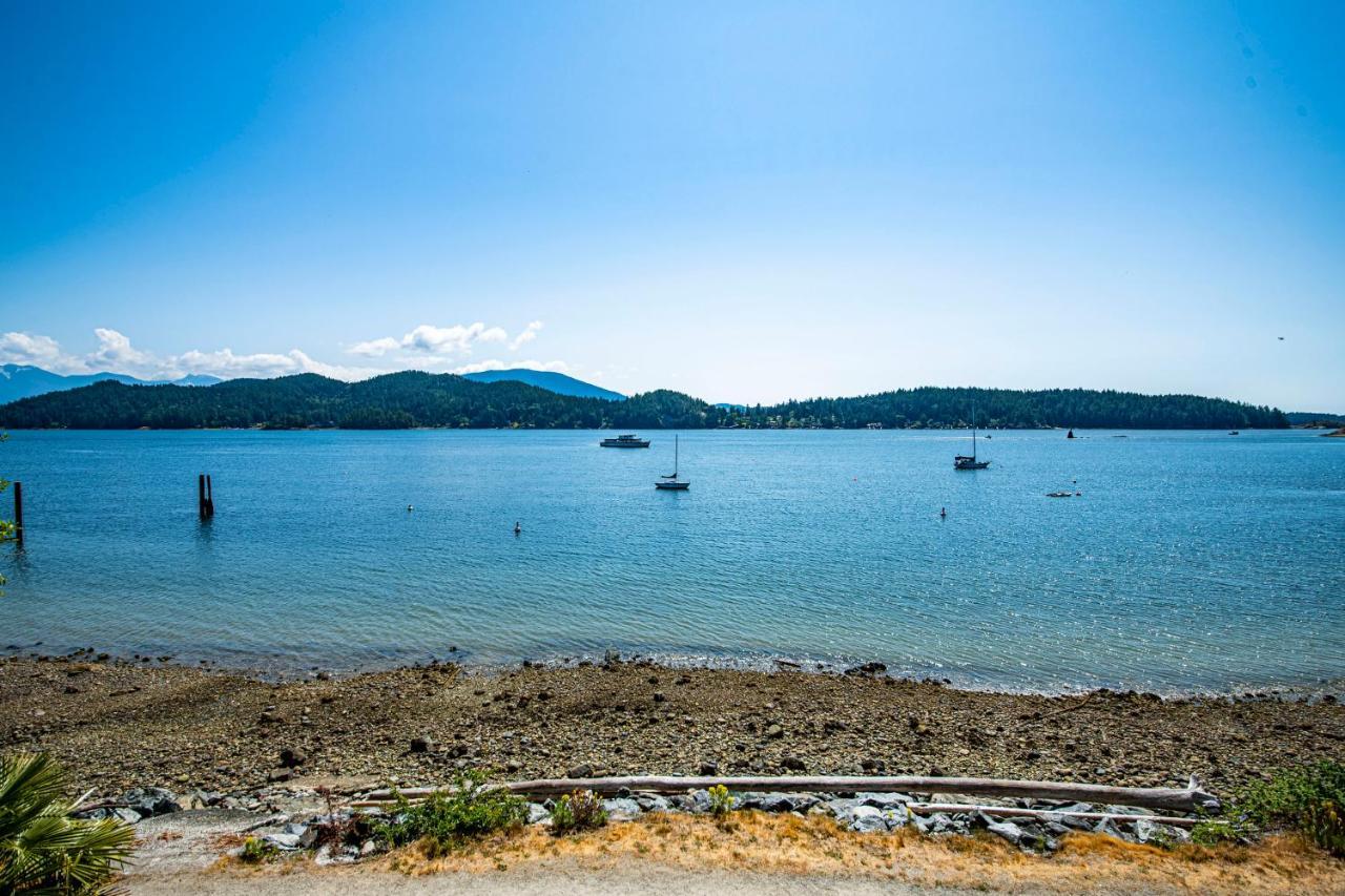 Iconic 3-Story Waterfront 'Marina House' W/ View Βίλα Gibsons Εξωτερικό φωτογραφία